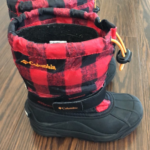Size 12 Columbia Winter Boots - Picture 5 of 9